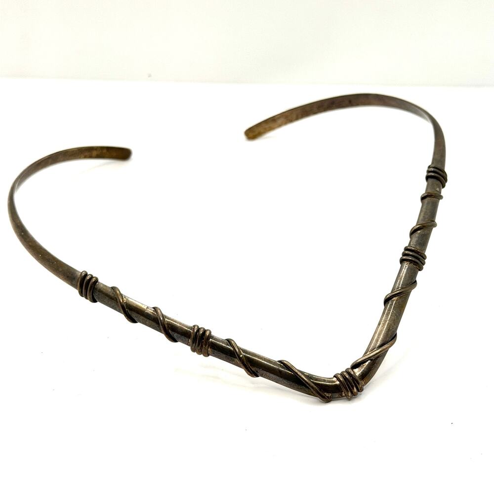 Vintage 90s Sterling Silver Wire Wrapped V Neck Collar Choker Necklace